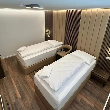 מלון Hotel Lottstetten *